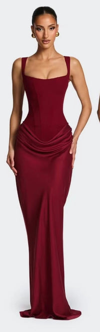 <font dir="auto" style="vertical-align: inherit;"><font dir="auto" style="vertical-align: inherit;">SDM205 Elegante strapless lange witte jurk met spaghettibandjes, rechtstreeks geïmporteerd/geëxporteerd, zwarte jurk voor herfst/winter</font></font>