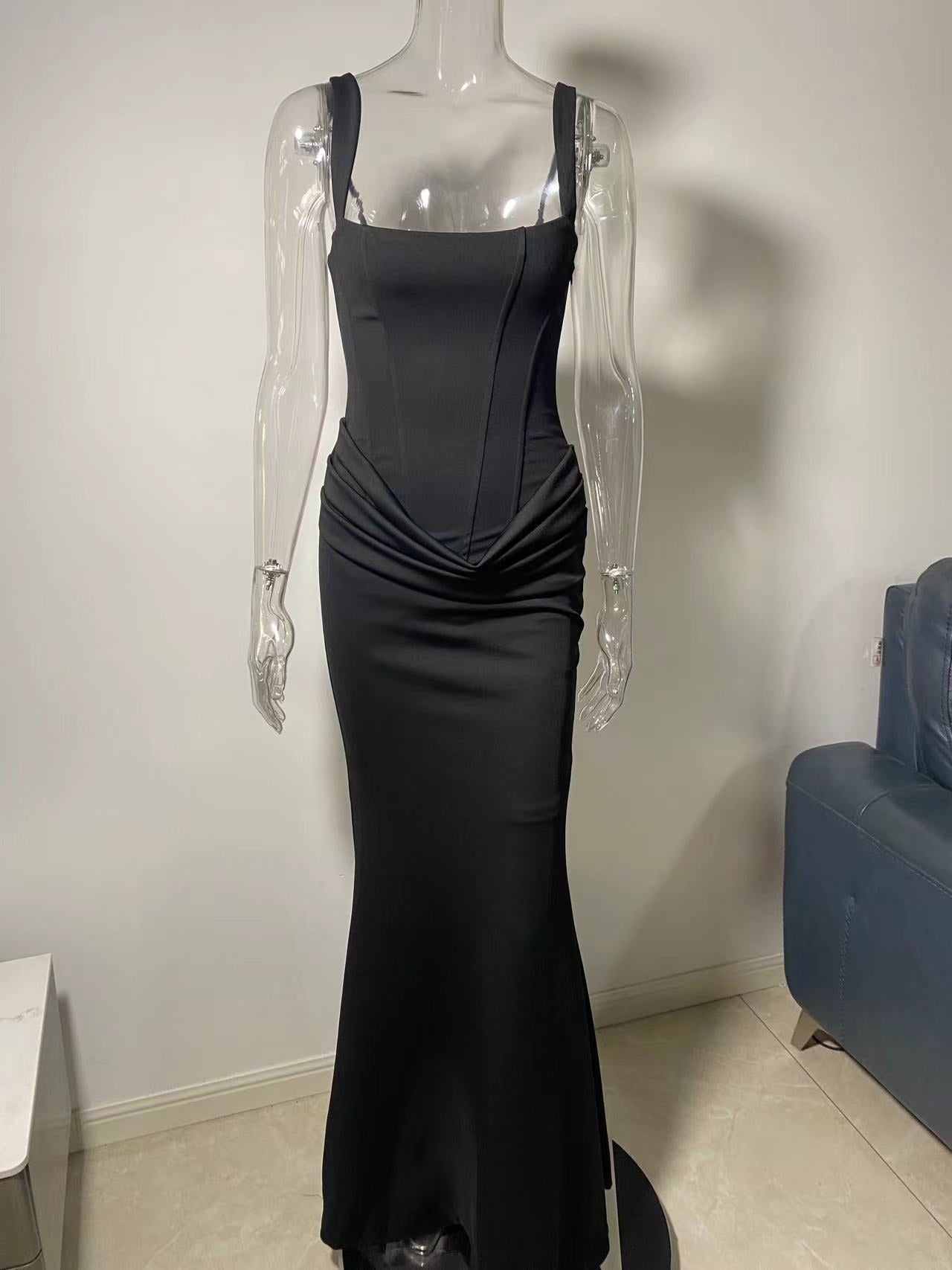 <font dir="auto" style="vertical-align: inherit;"><font dir="auto" style="vertical-align: inherit;">SDM205 Elegante strapless lange witte jurk met spaghettibandjes, rechtstreeks geïmporteerd/geëxporteerd, zwarte jurk voor herfst/winter</font></font>